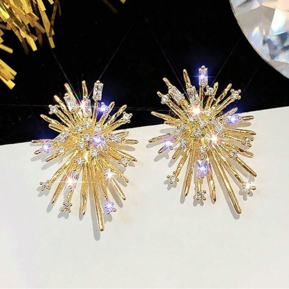 Gold Starburst Earrings - Picture 2 of 7